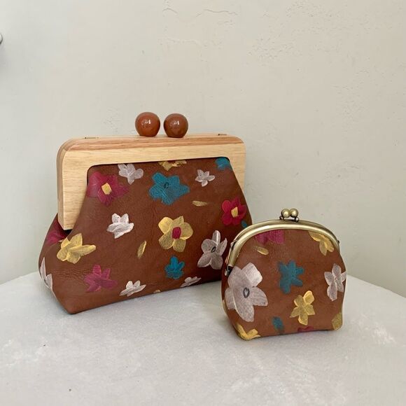 Genuine Leather Hand Painted Floral, Wooden Frame Bag/Crossbody & Small Purse - Picture 7 of 16
